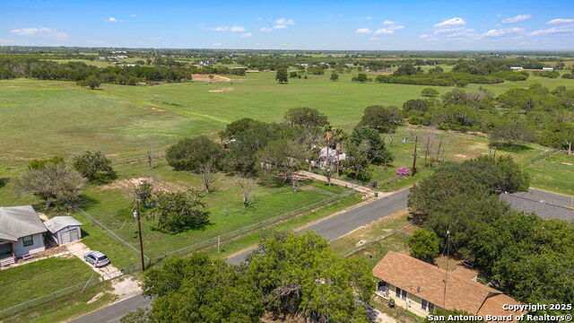 11831 James, Adkins, Texas image 2