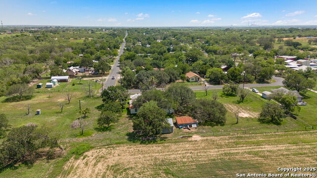 11831 James, Adkins, Texas image 8