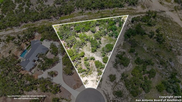 697 Travis Forest, Bulverde, Texas image 5