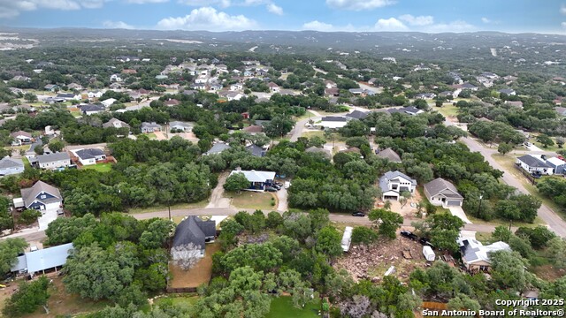 1418 Cedar Grove Trail, Spring Branch, Texas image 5