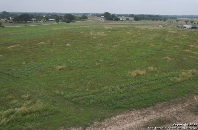 1369 County Road 664, Devine, Texas image 5