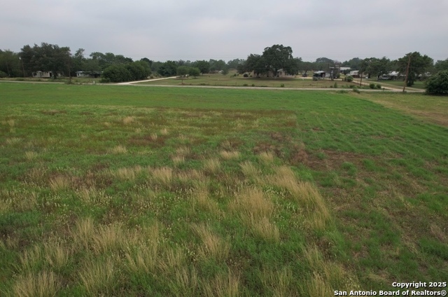 1369 County Road 664, Devine, Texas image 7
