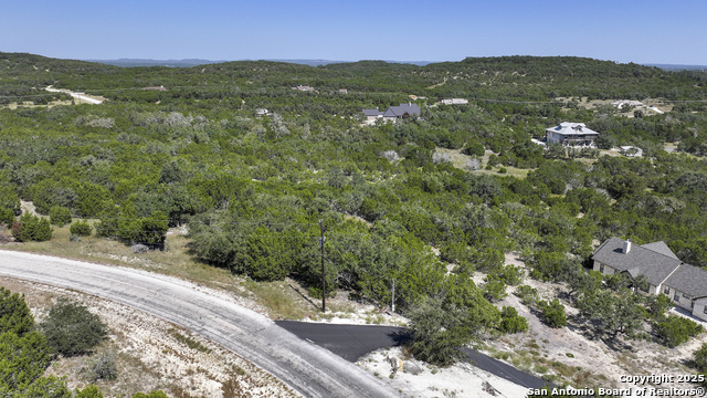 564 Rock Trail Place, Spring Branch, Texas image 5