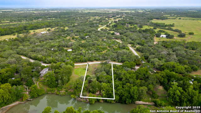 LOT 30 AND 31 River Trl, Seguin, Texas image 8