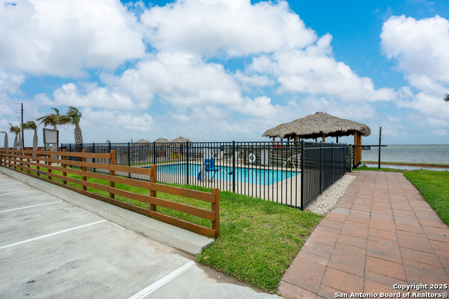 101 Caribbean, Corpus Christi, Texas image 16