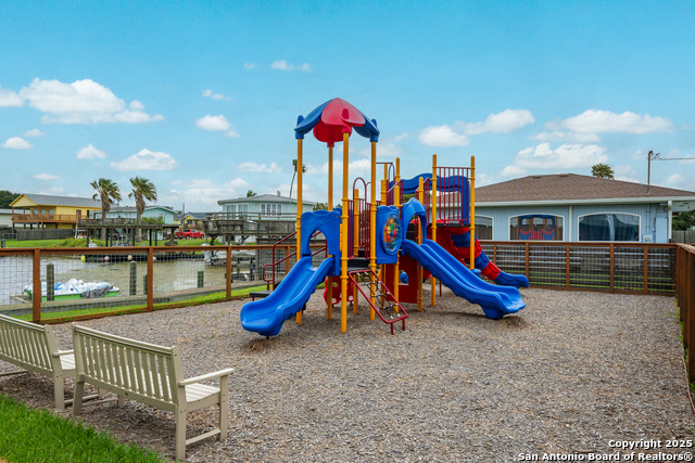 101 Caribbean, Corpus Christi, Texas image 24