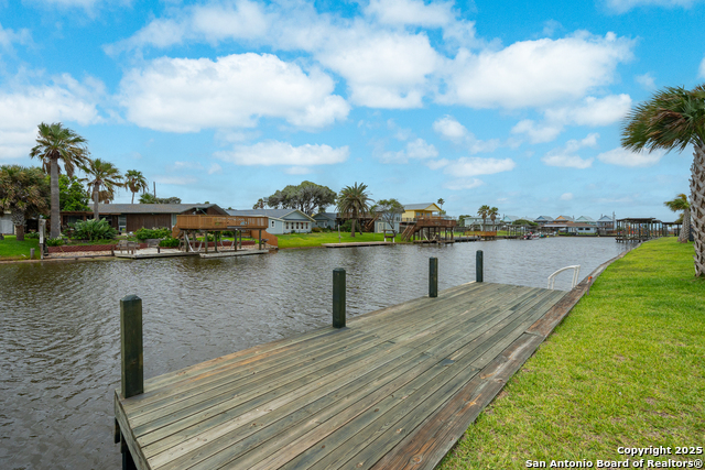 101 Caribbean, Corpus Christi, Texas image 9