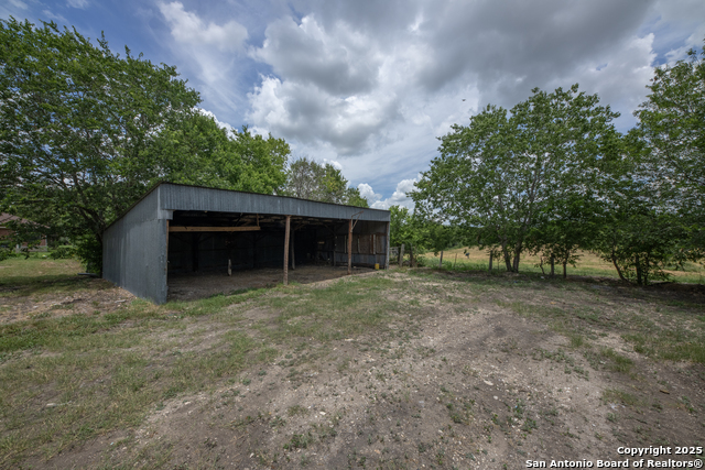 901 Fm 1620, Seguin, Texas image 20