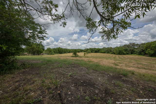 901 Fm 1620, Seguin, Texas image 22