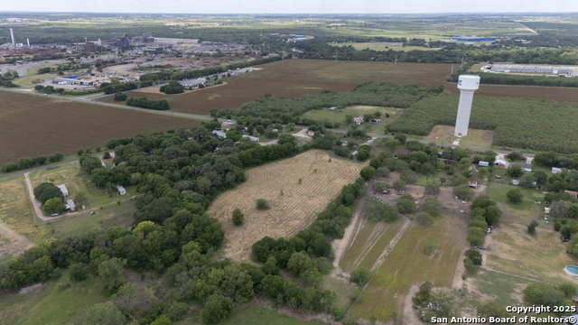 901 Fm 1620, Seguin, Texas image 8