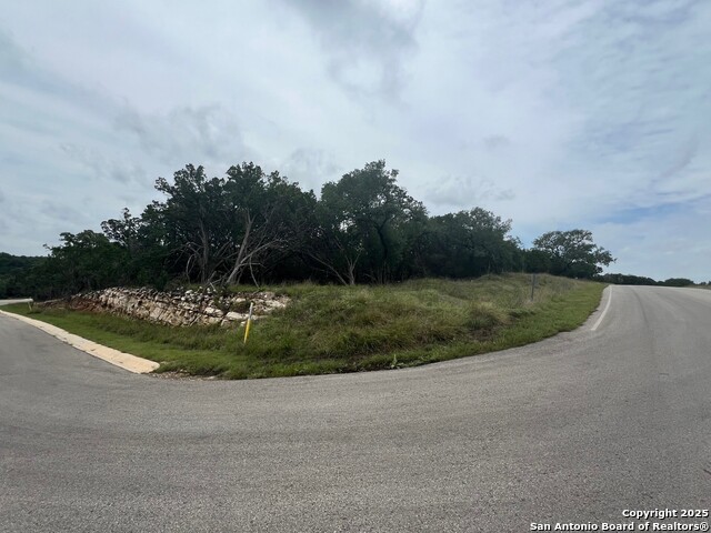 LOT 19 Monterey, Boerne, Texas image 7