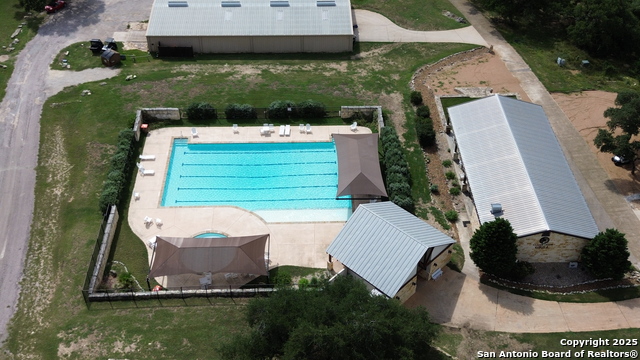 116 Peter Kleid Lp, Blanco, Texas image 13