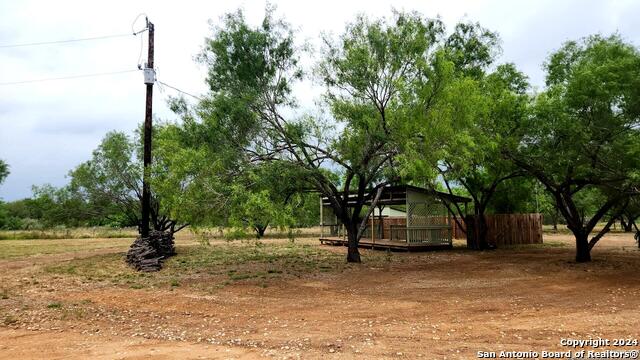 1848 County Road 2557, Moore, Texas image 11