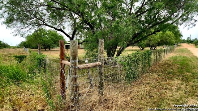 1848 County Road 2557, Moore, Texas image 23