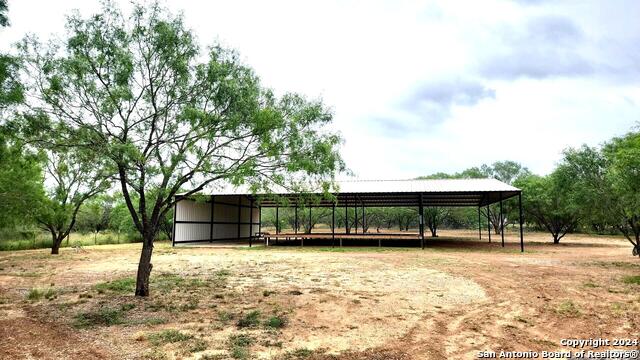1848 County Road 2557, Moore, Texas image 3