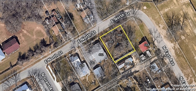 664 E North St, New Braunfels, Texas image 12