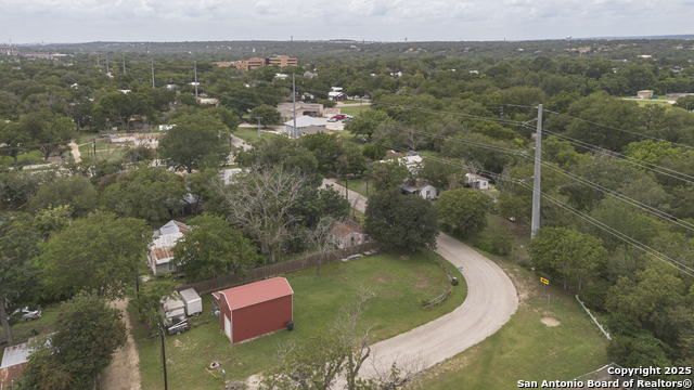 664 E North St, New Braunfels, Texas image 14