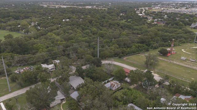 664 E North St, New Braunfels, Texas image 8