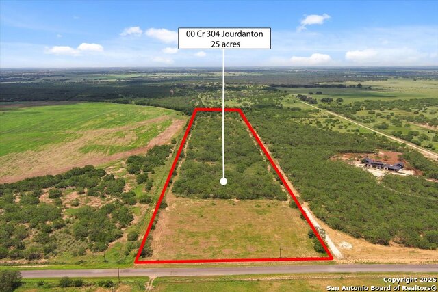 00 Cr 304, Jourdanton, Texas image 37