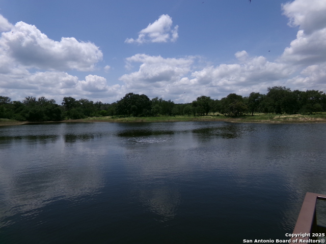 1881 Grand Oaks, Hondo, Texas image 13
