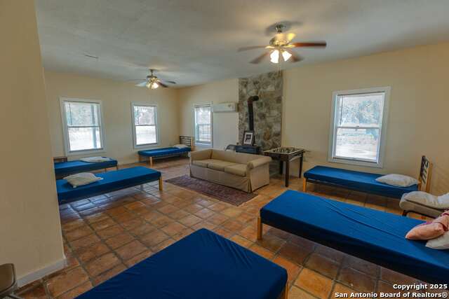 7802 Ranch Rd 1051, Uvalde, Texas image 13