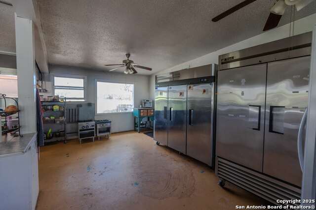 7802 Ranch Rd 1051, Uvalde, Texas image 17