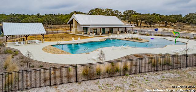 678 Butler Oaks, Bulverde, Texas image 20