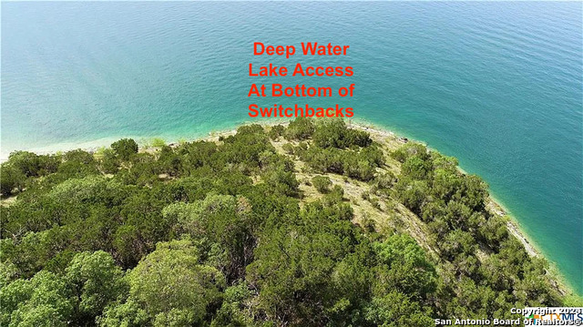 01663 Larson Dr, Canyon Lake, Texas image 5