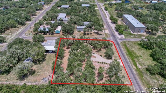 527 N Traylor, Rockport, Texas image 10
