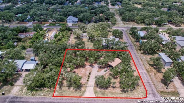 527 N Traylor, Rockport, Texas image 11