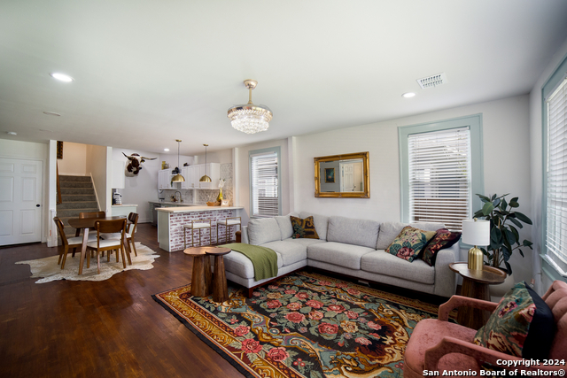 510 E Locust, San Antonio, Texas image 5