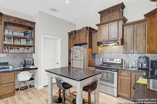 1726 E Rio Grande St, Eagle Pass, Texas image 34