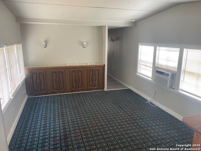 80 San Antonio St, Campbellton, Texas image 16