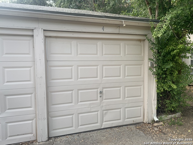268 E Lullwood, San Antonio, Texas image 48