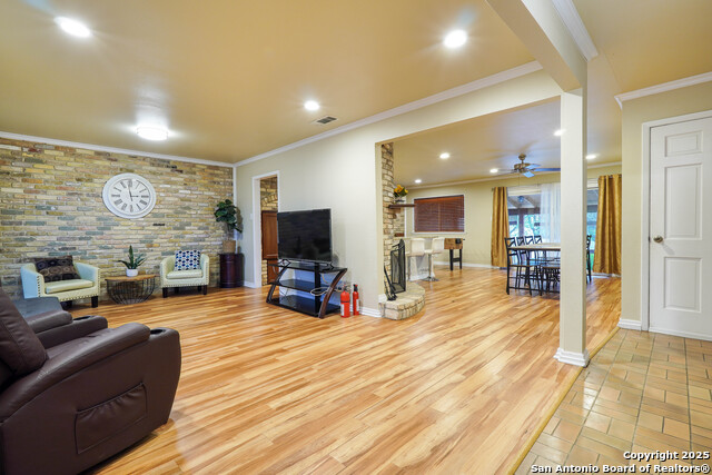 6600 & 6602 Southpoint St., San Antonio, Texas image 6
