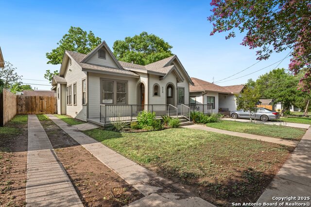 624 W Magnolia Ave., San Antonio, Texas image 3