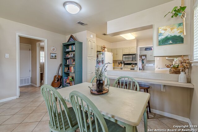 324 Craddock, San Marcos, Texas image 5