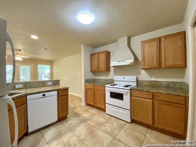 1003 Brown Rock, New Braunfels, Texas image 5