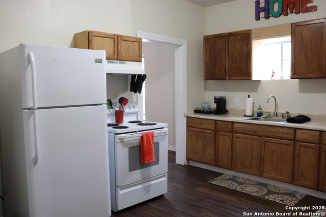 1317 W French Place, San Antonio, Texas image 11