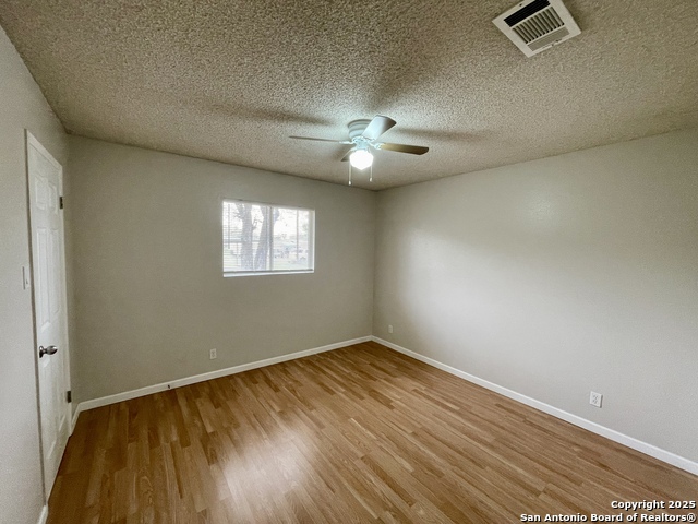 801 High Meadow, Pleasanton, Texas image 22