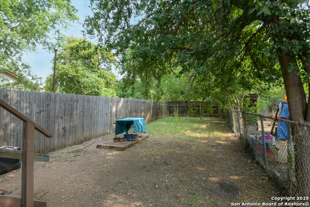 325 Sims, San Antonio, Texas image 15