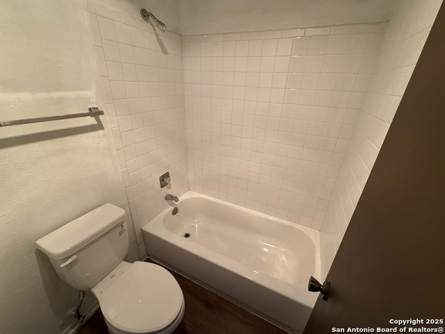 8026 Echo Wind, San Antonio, Texas image 12