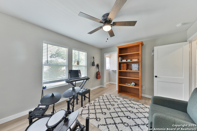 315 W Norwood, San Antonio, Texas image 36
