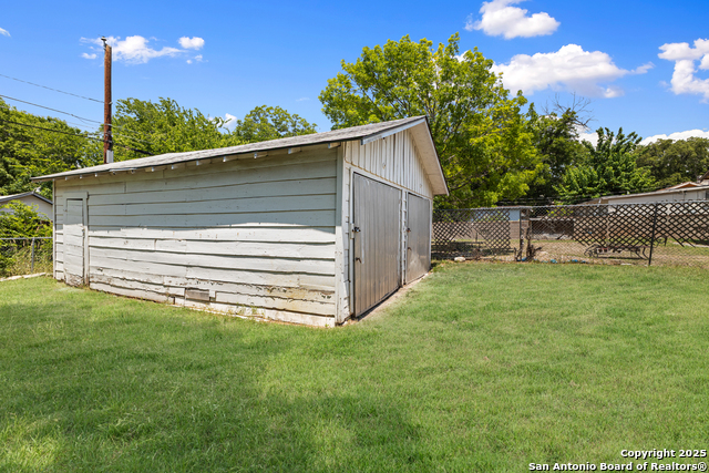 631 W Magnolia, San Antonio, Texas image 32