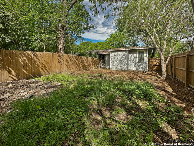 1026 Haynes, San Marcos, Texas image 33