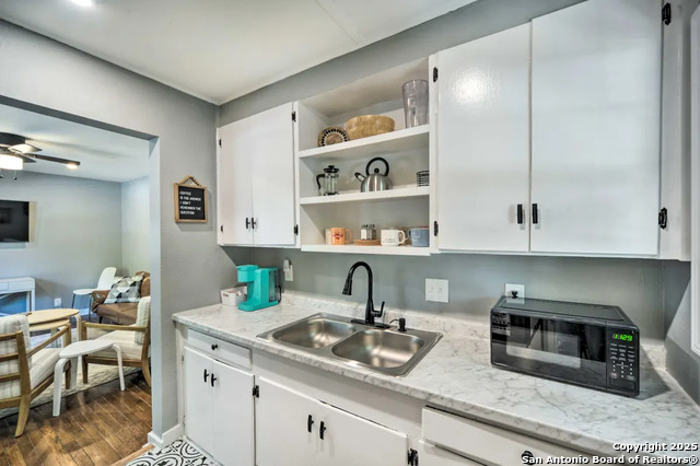 1026 Haynes, San Marcos, Texas image 6