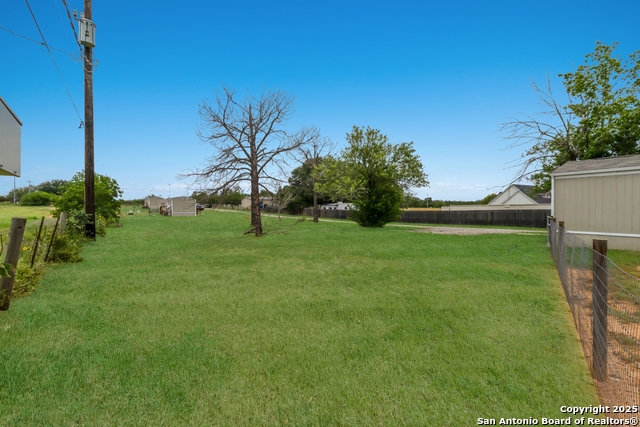 7380 Pittman, Adkins, Texas image 13