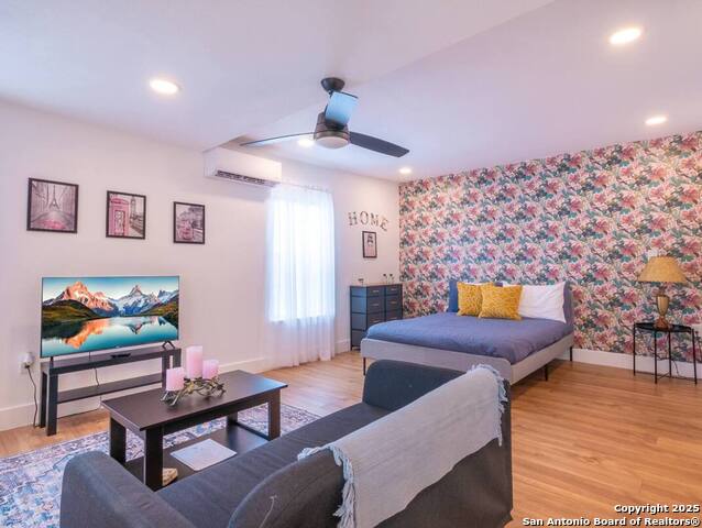 608 S Park, San Antonio, Texas image 12