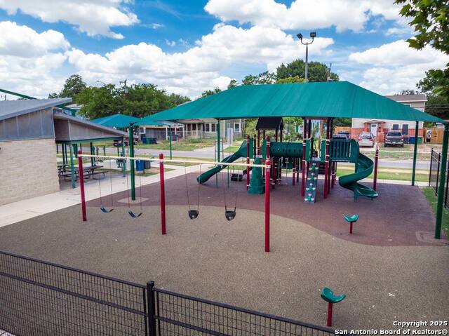 608 S Park, San Antonio, Texas image 35