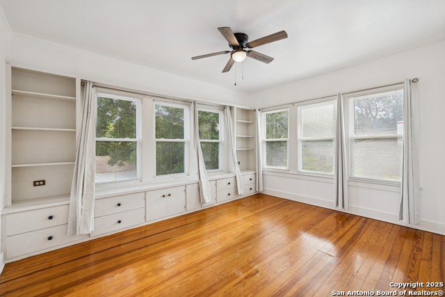 435 W Summit Ave, San Antonio, Texas image 17